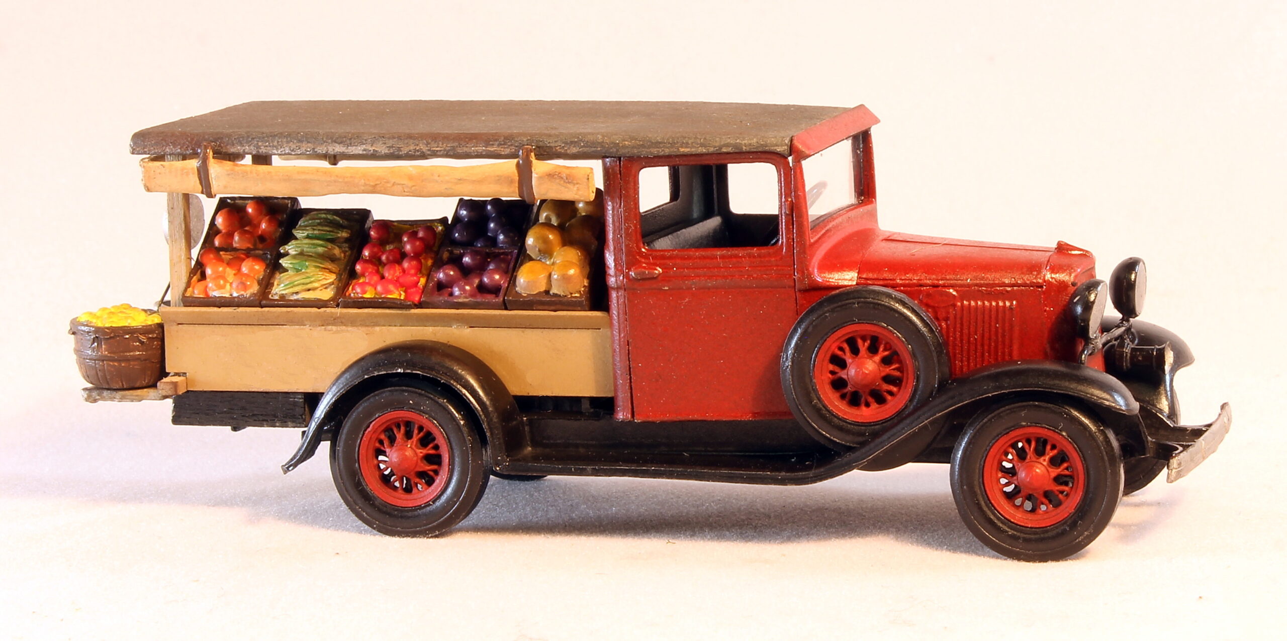 #208 1932 Produce Truck - O Scale