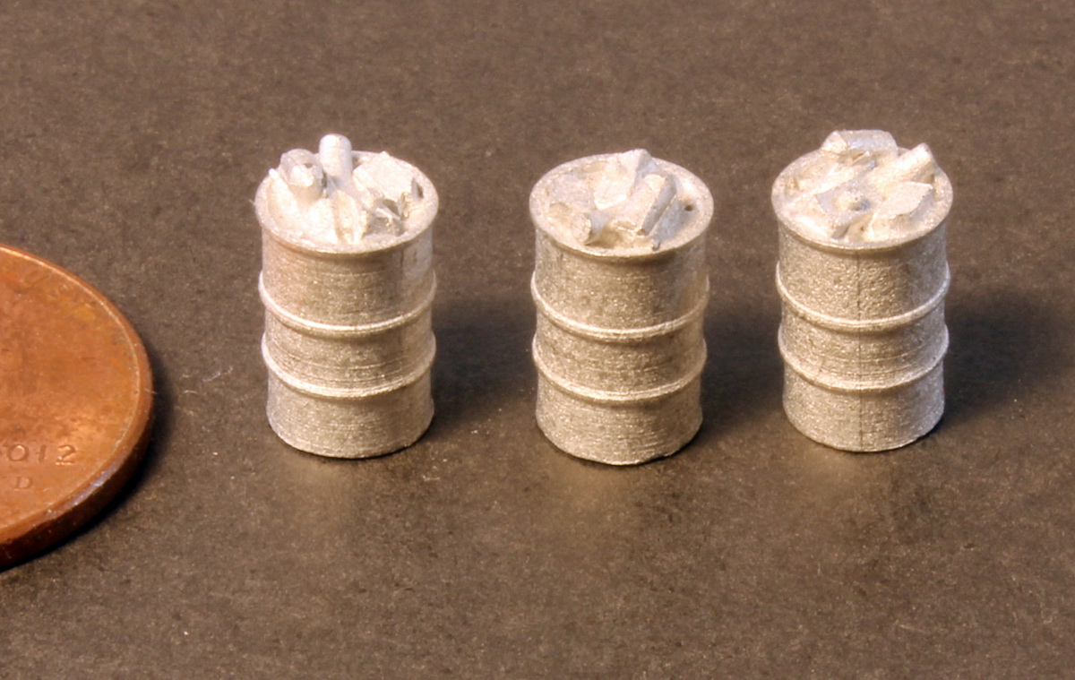 #2302 55 Gal. Drums w/ Trash - 3 HO Scale