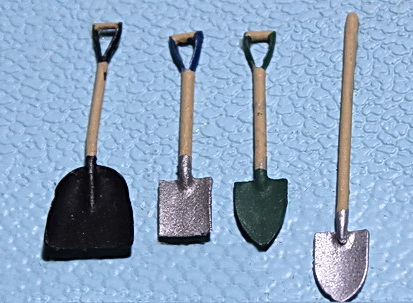 #578 - Tool Set (B) Shovels - 4 styles - 8, O Scale