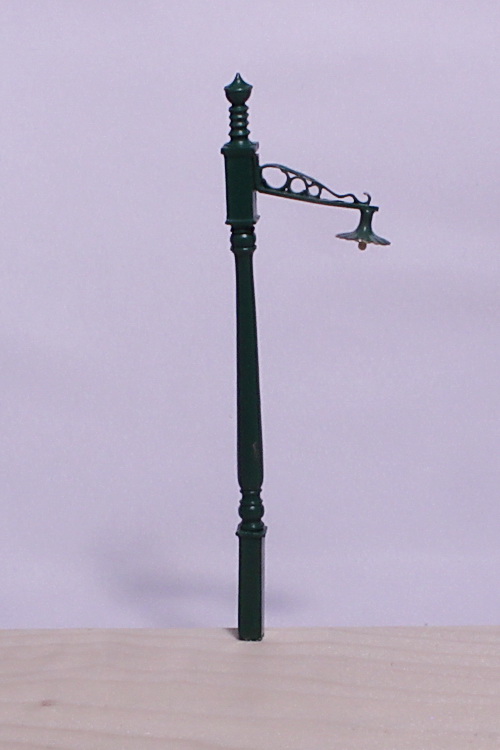 #597 - Ornate Street Lights w/pole - 2, O or S Scale