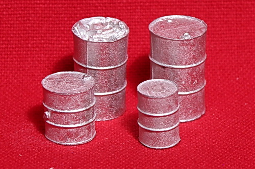 #604 - Assorted Drums - 4, O Scale