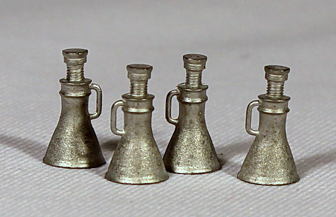 #649 - Jack Screws - 4, O or S Scale