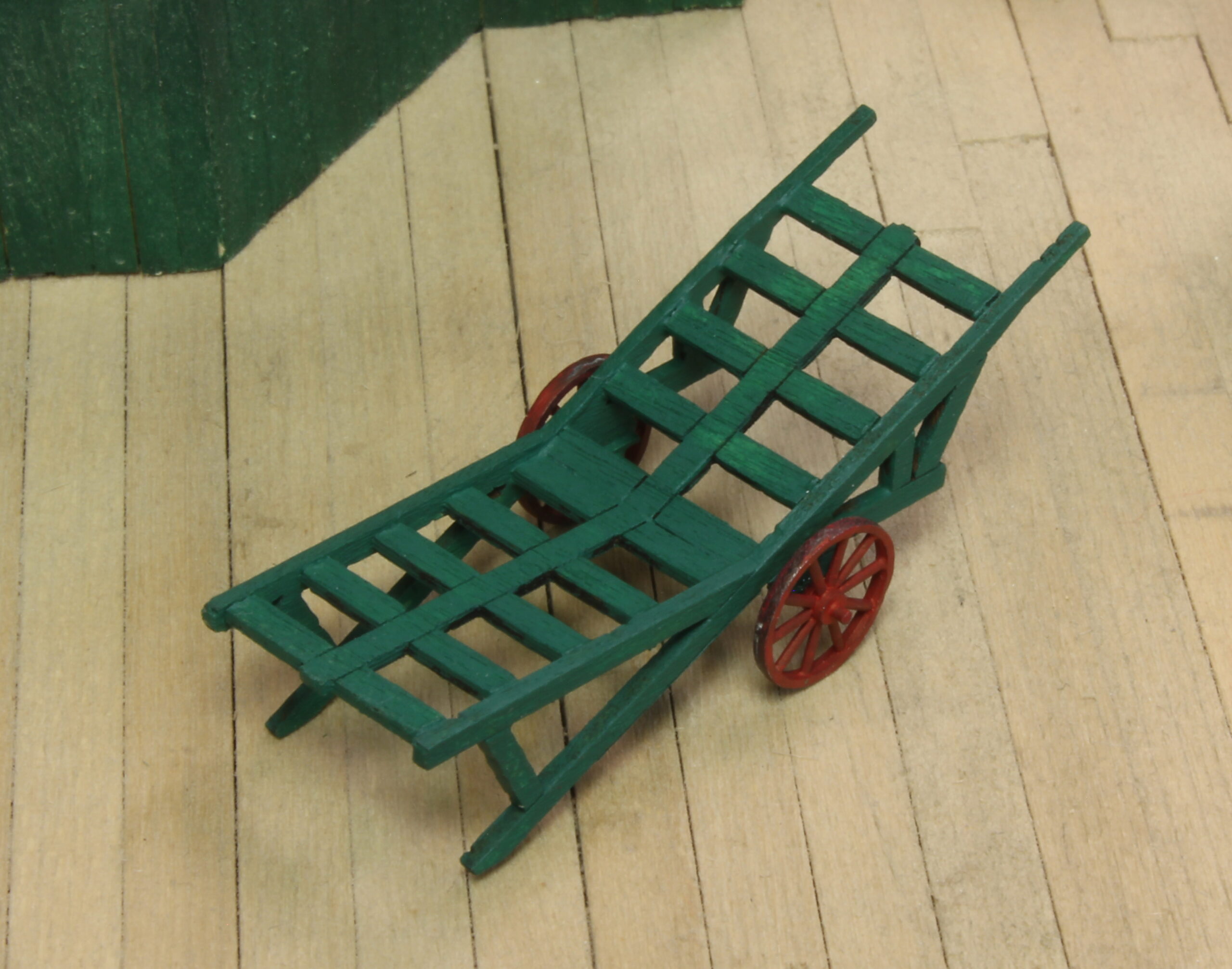 #653 Luggage Trolley - O scale