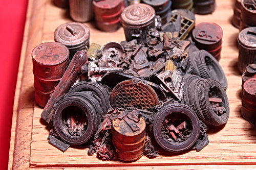 #732 - Small Junk Pile - 1, O Scale