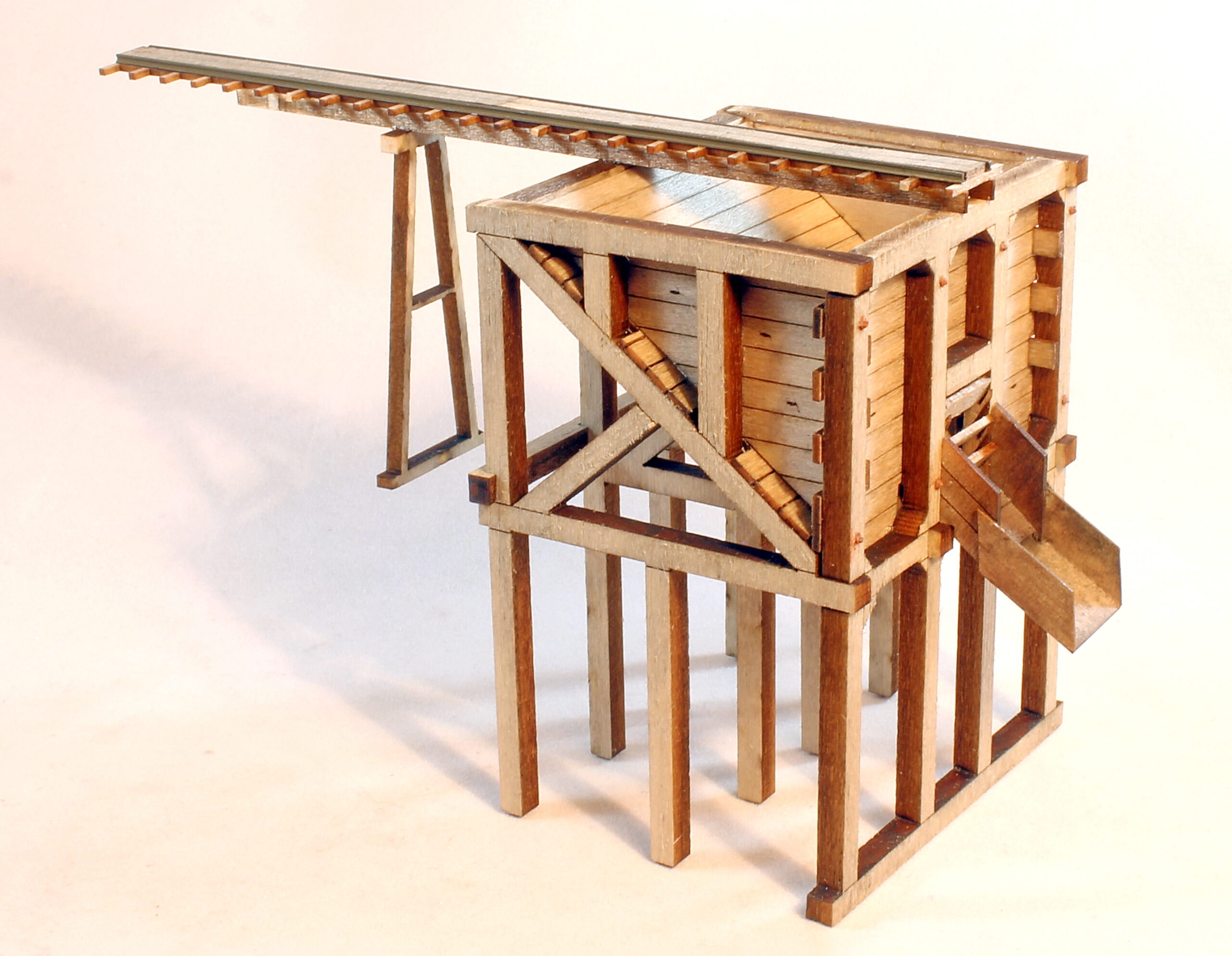 #864 Small Ore Bin - Mine Track,  O Scale