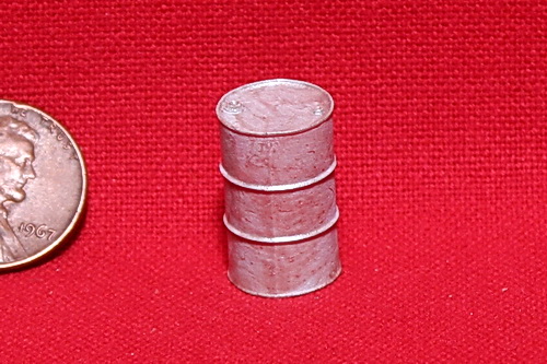 #585 - 55 Gal. Drums - 2, O Scale