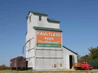 #2051 Grain Elevator - HO scale